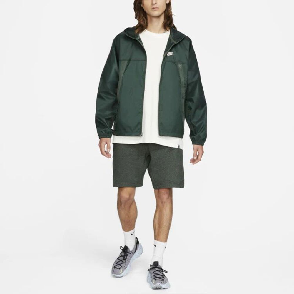 Nike Sportswear Revival Lightweight Woven Jacket Green Size Medium - Picture 2 of 7